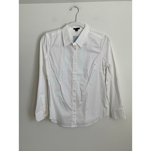 Ann Taylor Petite White Button down NWT 10P - Picture 1 of 7